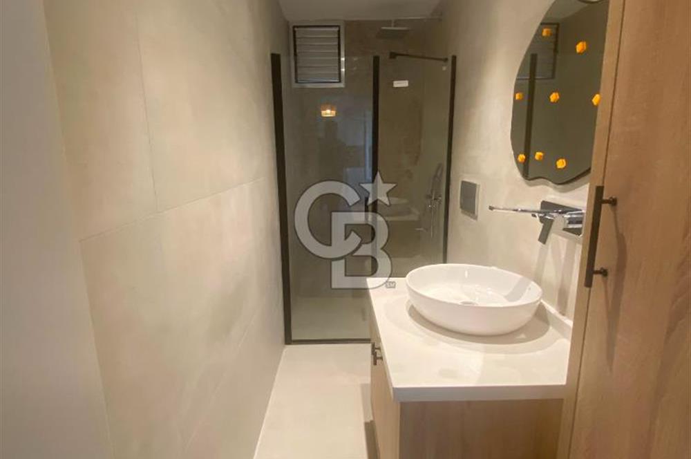 Çeşme'de Denize Yürüme Mesafesinde Yıllık Kiralık Villa