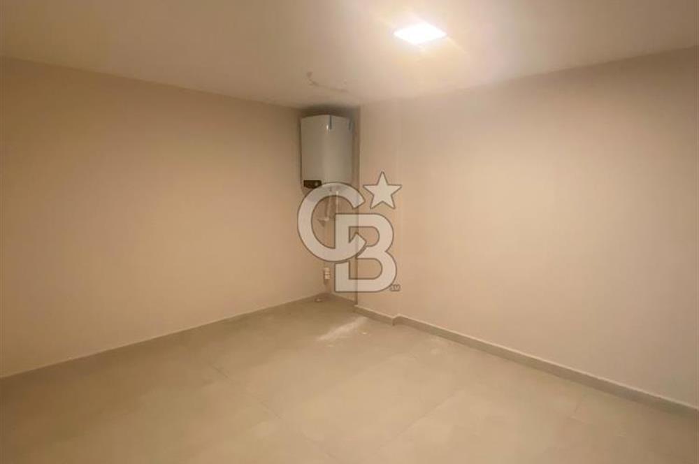 Çeşme'de Denize Yürüme Mesafesinde Yıllık Kiralık Villa