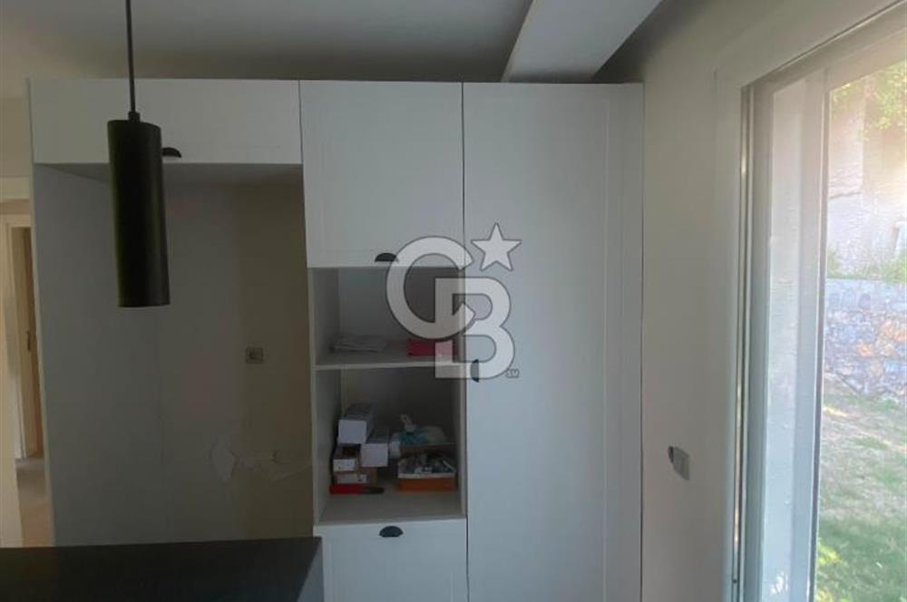 Çeşme'de Denize Yürüme Mesafesinde Yıllık Kiralık Villa