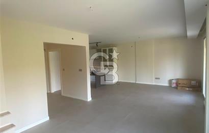 Çeşme'de Denize Yürüme Mesafesinde Yıllık Kiralık Villa