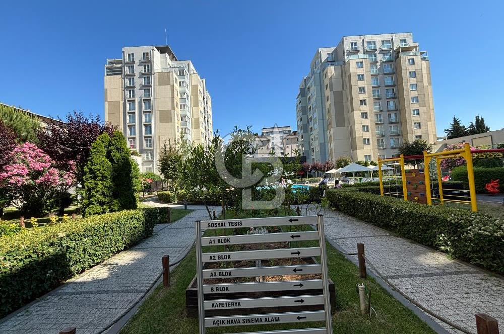 ÇEKMEKÖY TAŞDELEN IVORY SİTESİ'NDE HAVUZ MANZARALI 2+1 SATILIK DAİRE
