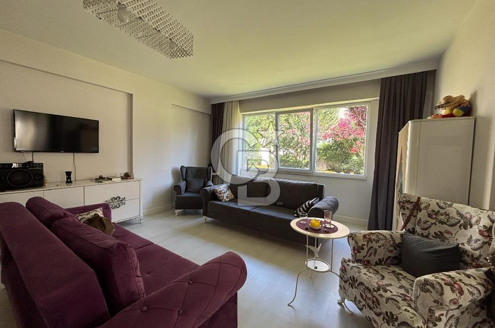 ÇEKMEKÖY TAŞDELEN IVORY SİTESİ'NDE HAVUZ MANZARALI 2+1 SATILIK DAİRE