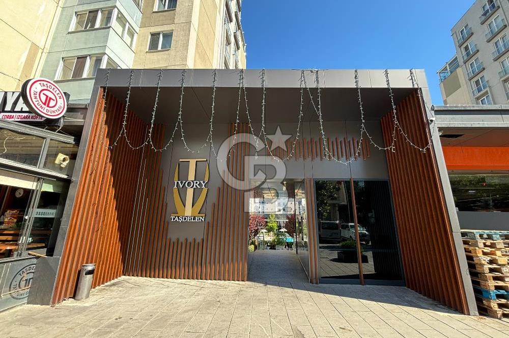 ÇEKMEKÖY TAŞDELEN IVORY SİTESİ'NDE HAVUZ MANZARALI 2+1 SATILIK DAİRE