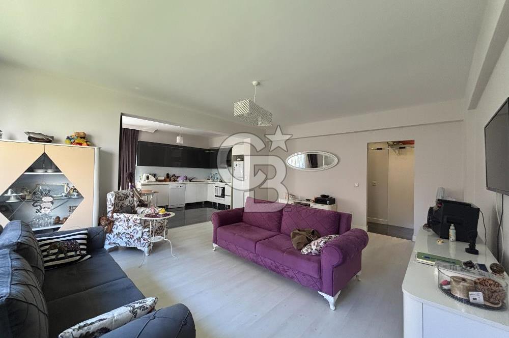 ÇEKMEKÖY TAŞDELEN IVORY SİTESİ'NDE HAVUZ MANZARALI 2+1 SATILIK DAİRE