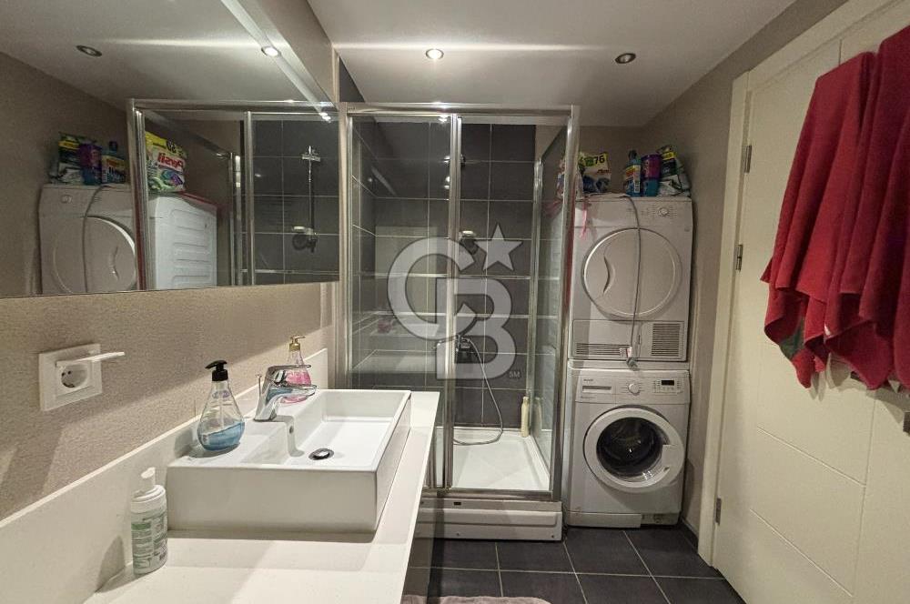 ÇEKMEKÖY TAŞDELEN IVORY SİTESİ'NDE HAVUZ MANZARALI 2+1 SATILIK DAİRE