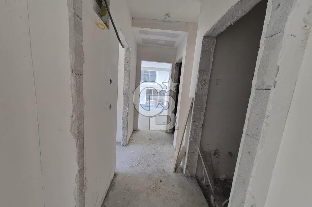 ACIBADEM BAYIR SOKAKTA YENİ YAPILAN  BİNADA SATILIK DAİRE