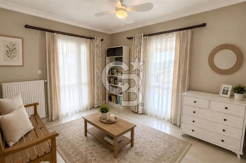 Bornova Yakaköy’de Havuzlu & Asansörlü 7+2 Tripleks Müstakil Villa