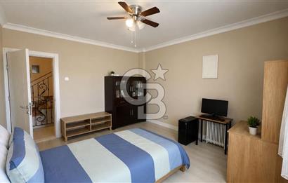 Bornova Yakaköy’de Havuzlu & Asansörlü 7+2 Tripleks Müstakil Villa