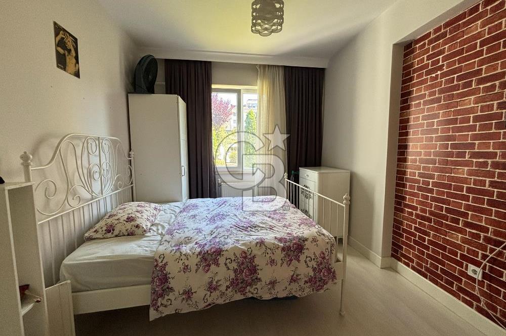 ÇEKMEKÖY TAŞDELEN IVORY SİTESİ'NDE HAVUZ MANZARALI 2+1 SATILIK DAİRE