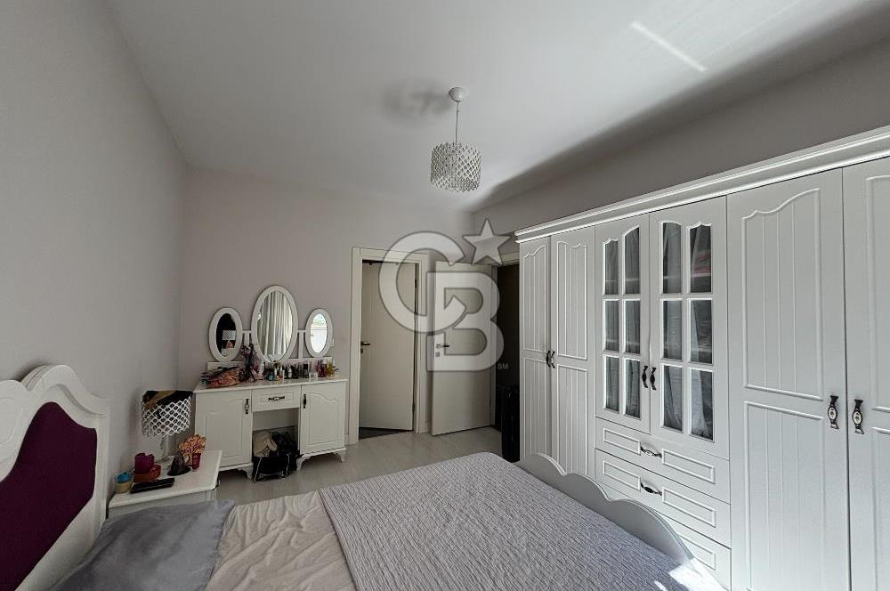 ÇEKMEKÖY TAŞDELEN IVORY SİTESİ'NDE HAVUZ MANZARALI 2+1 SATILIK DAİRE