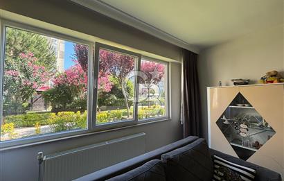 ÇEKMEKÖY TAŞDELEN IVORY SİTESİ'NDE HAVUZ MANZARALI 2+1 SATILIK DAİRE