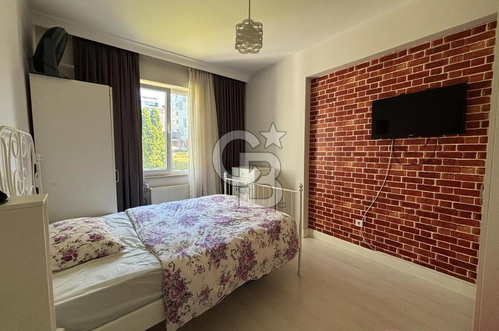 ÇEKMEKÖY TAŞDELEN IVORY SİTESİ'NDE HAVUZ MANZARALI 2+1 SATILIK DAİRE