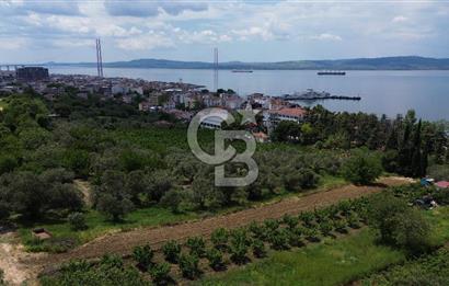 ÇANAKKALE LAPSEKİDE BOĞAZ VE KÖPRÜ MANZARALI SATILIK TARLA