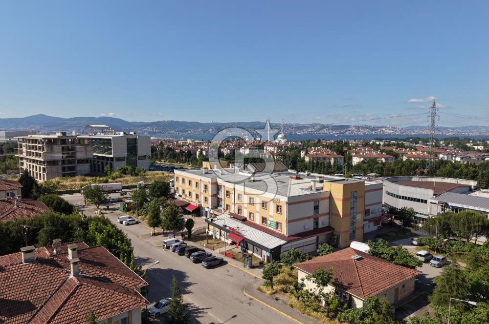 CB ENVOY BAŞİSKELE YENİKÖY 2.İŞ MERKEZİNDE SATILIK OFİS&BÜRO