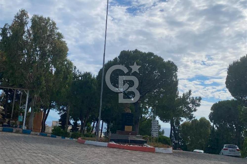 Seferihisar Doğanbey Banksis Sitesinde Satılık 4+2 Villa