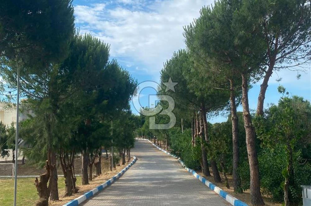 Seferihisar Doğanbey Banksis Sitesinde Satılık 4+2 Villa