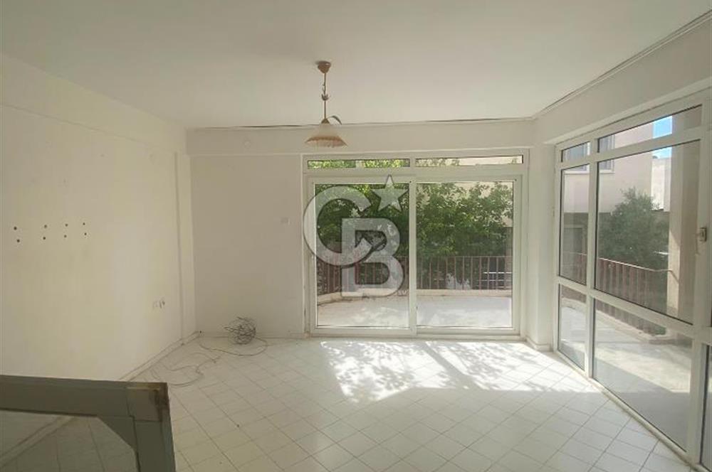 Seferihisar Doğanbey Banksis Sitesinde Satılık 4+2 Villa