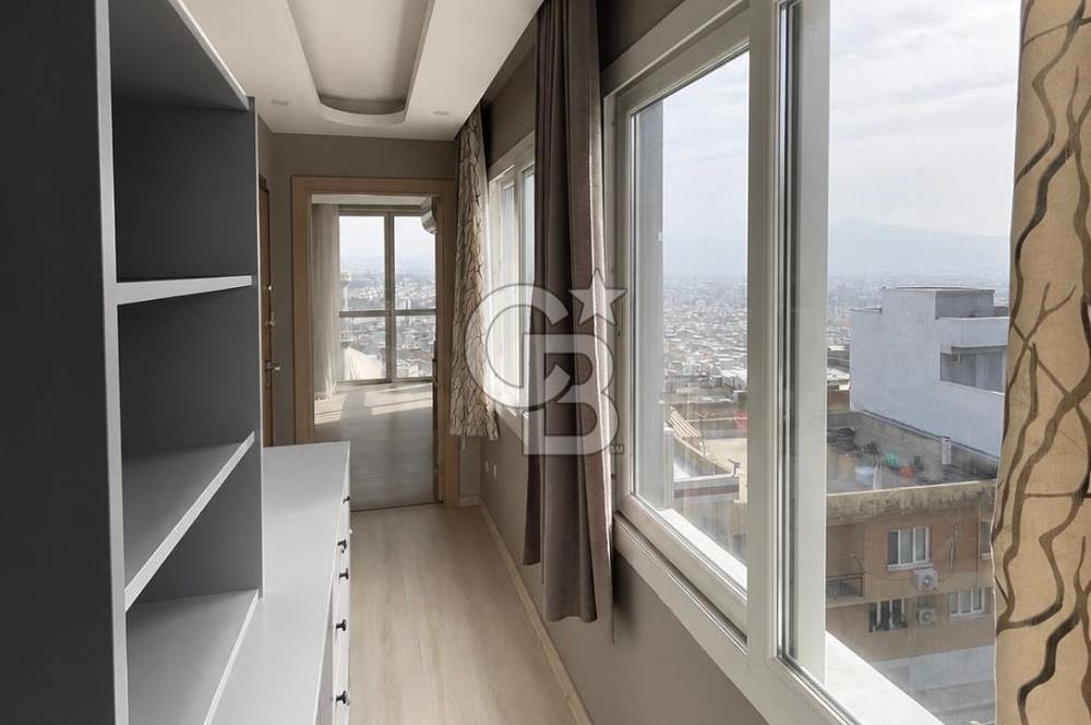 BAYRAKLI'DA DENİZ MANZARALI 65m2 EŞYALI SATILIK 1+1 YENİ DAİRE