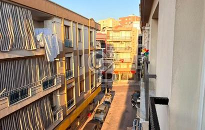 BUCA KOZAĞAÇTA K.OTOPARKLI GENİŞ SATILIK 2+1 DAİRE