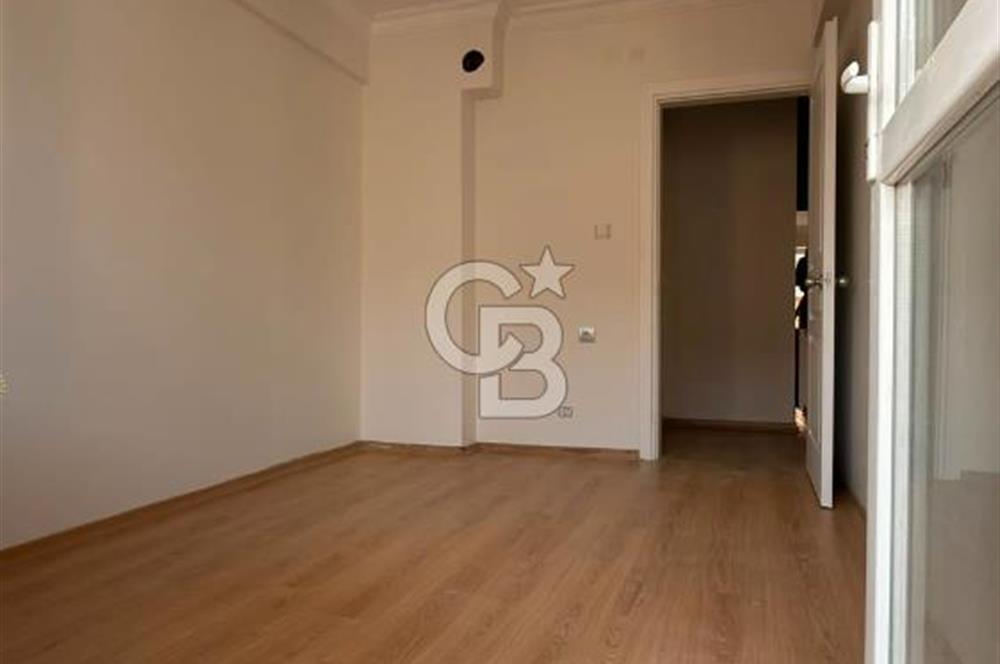 BUCA KOZAĞAÇTA K.OTOPARKLI GENİŞ SATILIK 2+1 DAİRE