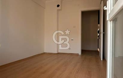 BUCA KOZAĞAÇTA K.OTOPARKLI GENİŞ SATILIK 2+1 DAİRE
