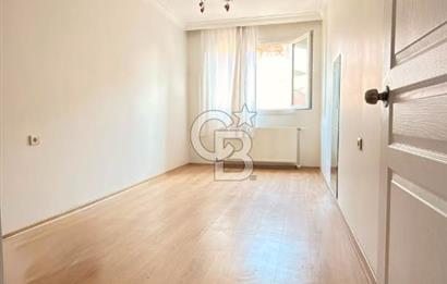 BUCA KOZAĞAÇTA K.OTOPARKLI GENİŞ SATILIK 2+1 DAİRE