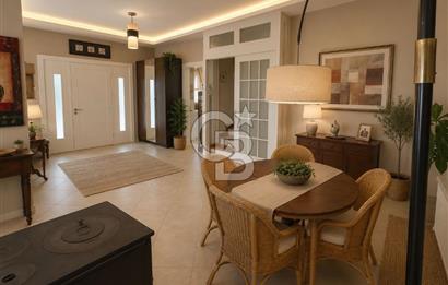 Bornova Yakaköy’de Havuzlu & Asansörlü 7+2 Tripleks Müstakil Villa