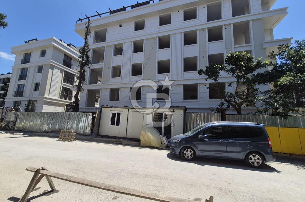 ACIBADEM BAYIR SOKAKTA YENİ YAPILAN  BİNADA SATILIK DAİRE