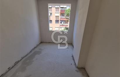 ACIBADEM BAYIR SOKAKTA YENİ YAPILAN  BİNADA SATILIK DAİRE