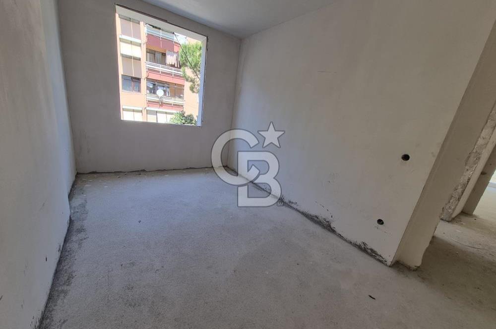 ACIBADEM BAYIR SOKAKTA YENİ YAPILAN  BİNADA SATILIK DAİRE