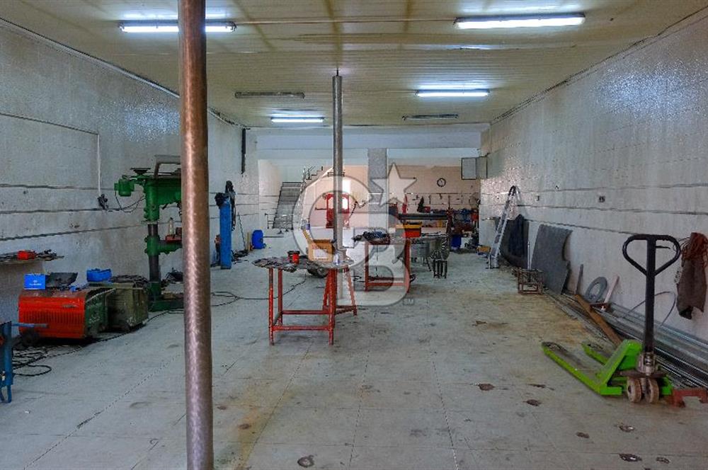 Çamdibi'nde Yatırımlık Satılık 3 Katlı İşyeri