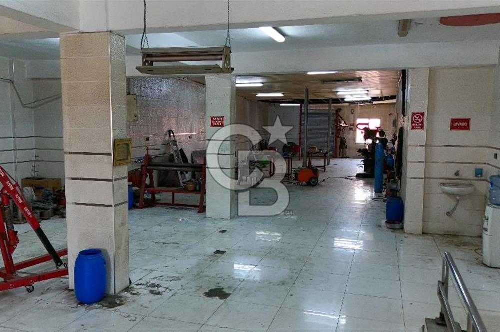 Çamdibi'nde Yatırımlık Satılık 3 Katlı İşyeri
