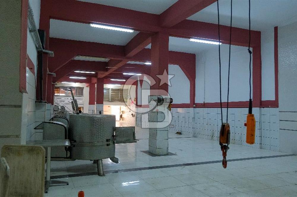 Çamdibi'nde Yatırımlık Satılık 3 Katlı İşyeri