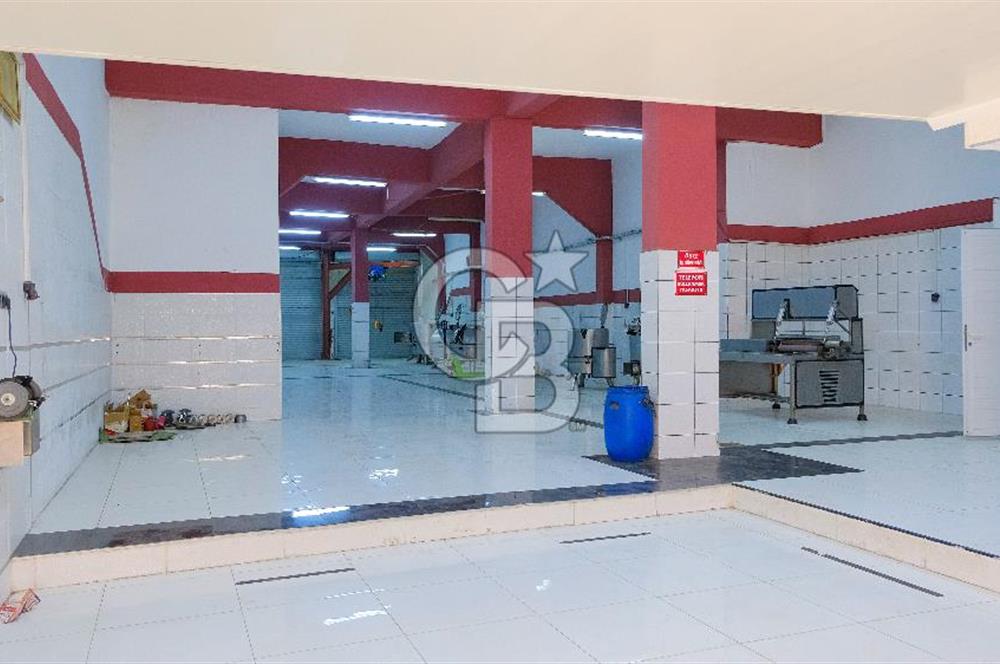 Çamdibi'nde Yatırımlık Satılık 3 Katlı İşyeri
