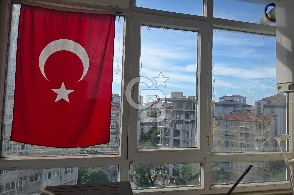 Kadıköy Sahrayıcedit'te Kiralık 4+1 Geniş Çatı Dubleksi