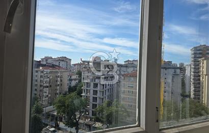 Kadıköy Sahrayıcedit'te Kiralık 4+1 Geniş Çatı Dubleksi