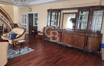Kadıköy Sahrayıcedit'te Kiralık 4+1 Geniş Çatı Dubleksi