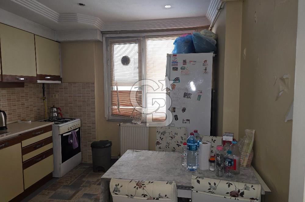 Kadıköy Sahrayıcedit'te Kiralık 4+1 Geniş Çatı Dubleksi