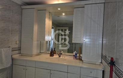Kadıköy Sahrayıcedit'te Kiralık 4+1 Geniş Çatı Dubleksi