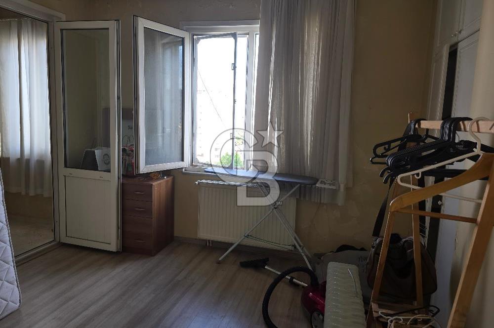 Kadıköy Sahrayıcedit'te Kiralık 4+1 Geniş Çatı Dubleksi