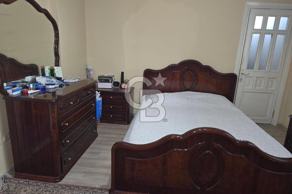 Kadıköy Sahrayıcedit'te Kiralık 4+1 Geniş Çatı Dubleksi