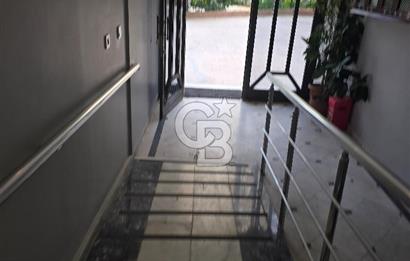 Kadıköy Sahrayıcedit'te Kiralık 4+1 Geniş Çatı Dubleksi