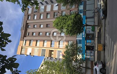 Kadıköy Sahrayıcedit'te Kiralık 4+1 Geniş Çatı Dubleksi