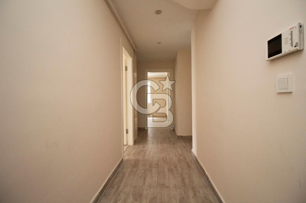 Edremit Caddesinde Kiralık 3+1