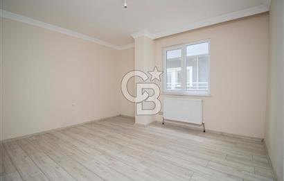 Edremit Caddesinde Kiralık 3+1