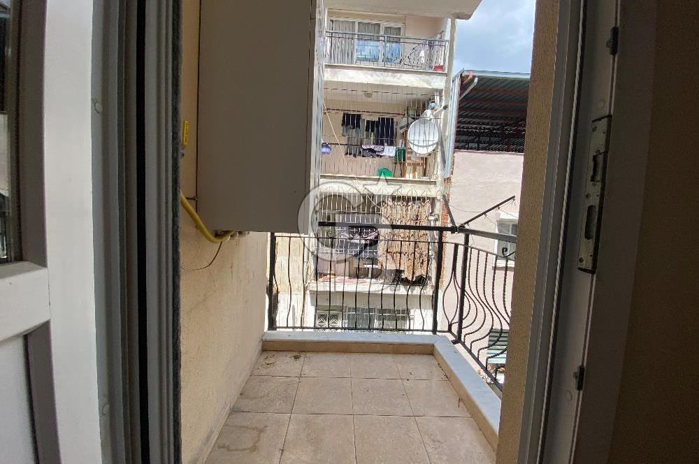 Karşıyaka Örnekköyde Kiralık  2+1 Daire