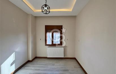 Ayvalık Altınova Merkezi Konumda 3+1 Satılık Müstakil Taş Ev