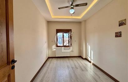 Ayvalık Altınova Merkezi Konumda 3+1 Satılık Müstakil Taş Ev