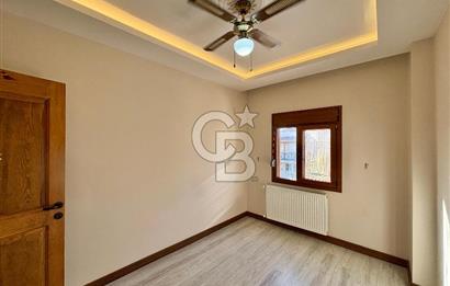 Ayvalık Altınova Merkezi Konumda 3+1 Satılık Müstakil Taş Ev