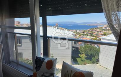 SEFERİHİSAR VADİ SİTESİNDE 2+1 FULL DENİZ MANZARALI EŞYALI SATILIK 2+1 DAİRE